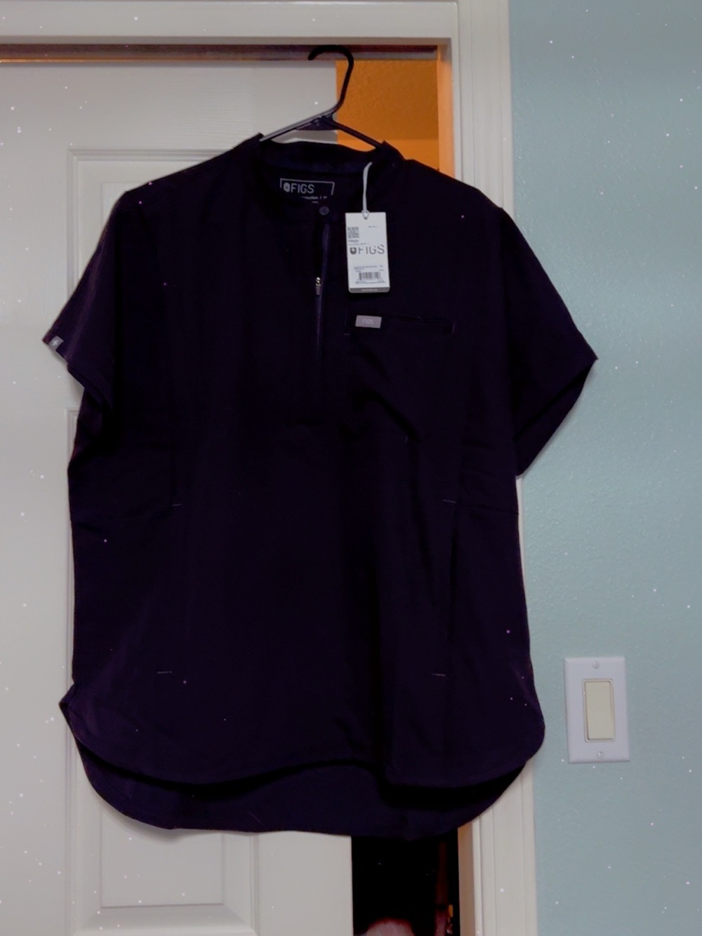 NWT FIGS Montex Scrub Top + High Waisted Montal Flare Pants Set XL Black - Picture 3 of 4